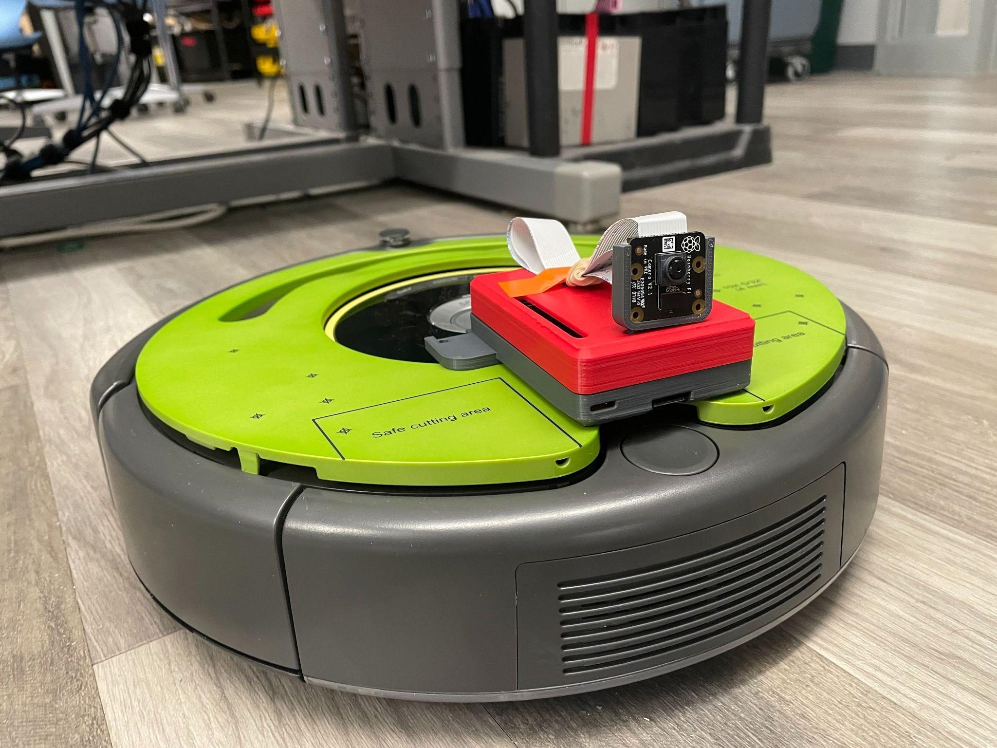 First physical prototype of TRAIN with the camera and Raspberry Pi mounted on top of the robot base